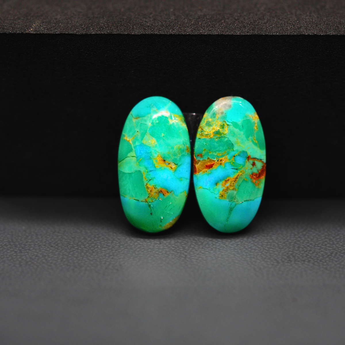 Mohave Mojave turquoise composite pair 21x11x3mm 13ct oval cabochon Kingman - photo 2