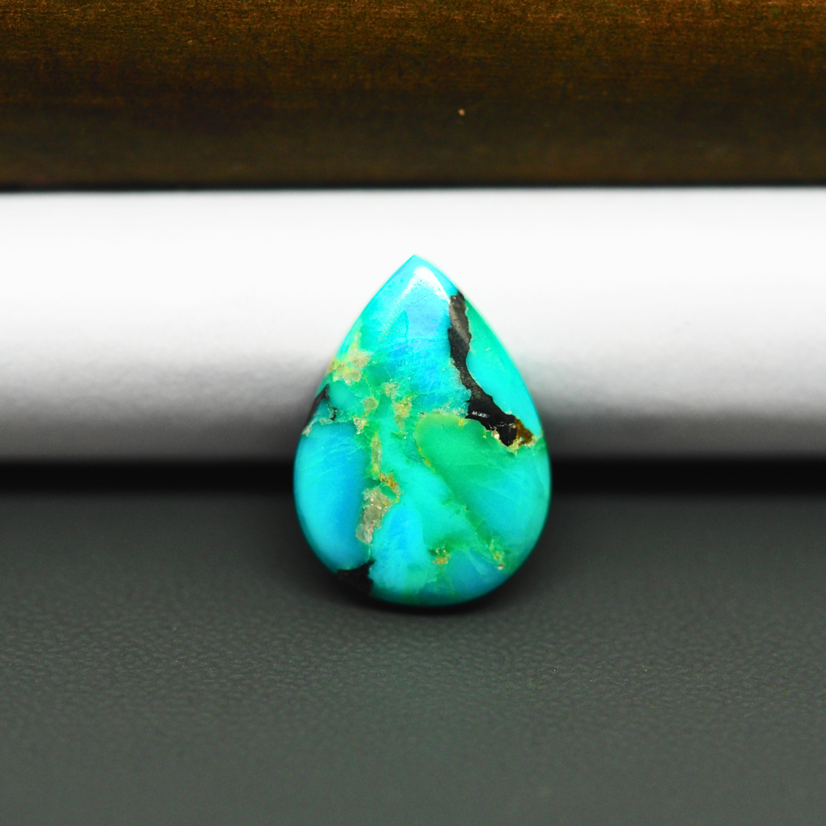 Mohave Turquoise & White Buffalo Pear Cabochon 19x14mm 7ct - Blue and Green with Black Band - Pedra Gems