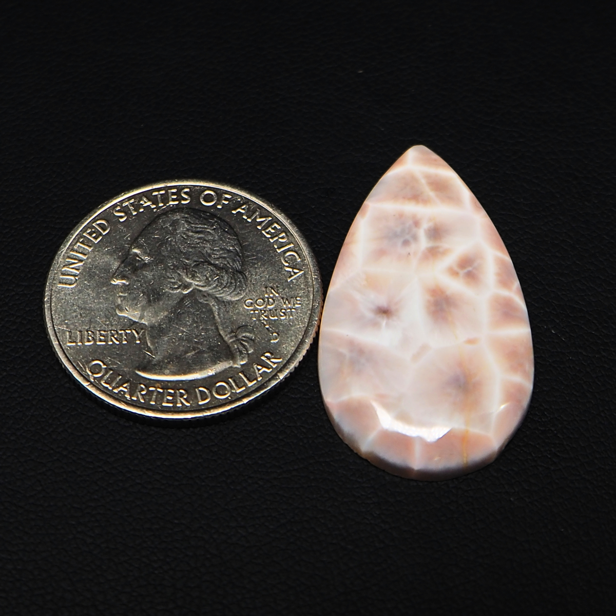 Natural Pink Natrolite (Thomsonite) Pear Cabochon 32x18x5mm 18.5ct - view 1 - Pedra Gems