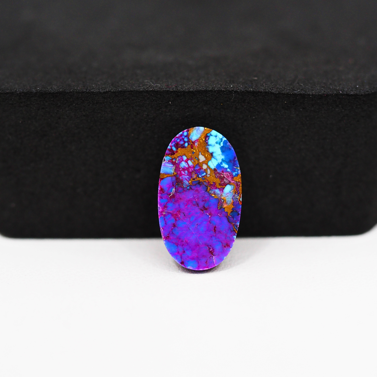 Stabilized Purple Mohave (Mojave) Turquoise Oval Cabochon 17x10x3mm 6ct - purple with blue Kingman turquoise nuggets and bronze veining - Pedra Gems.