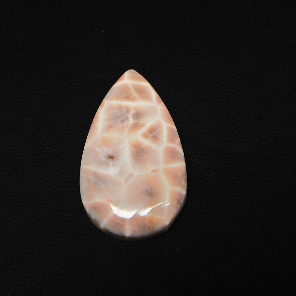 Natural Pink Natrolite (Thomsonite) Pear Cabochon 32x18x5mm 18.5ct - view 2 - Pedra Gems