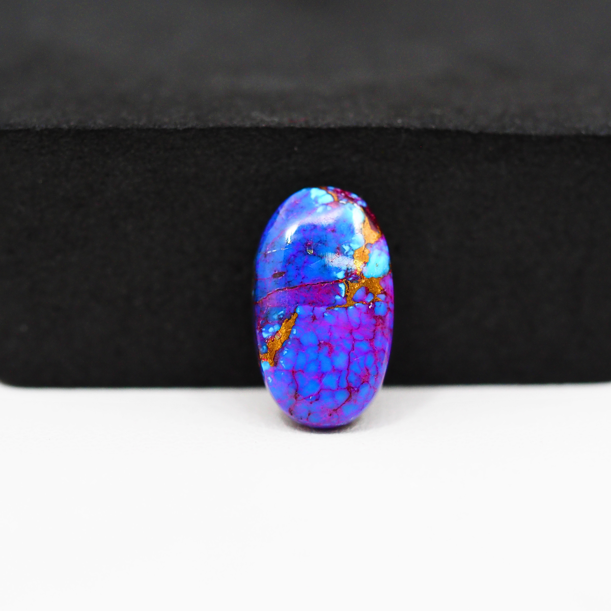 Stabilized Purple Mohave (Mojave) Turquoise Oval Cabochon 17x10x3mm 6ct - purple with blue Kingman turquoise nuggets and bronze veining - Pedra Gems.
