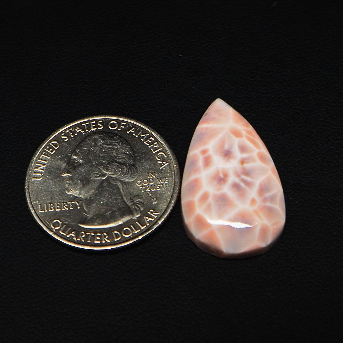 Natural Pink Natrolite (Thomsonite) Pear Cabochon 28x16x6mm 17.5ct - view 1 - Pedra Gems