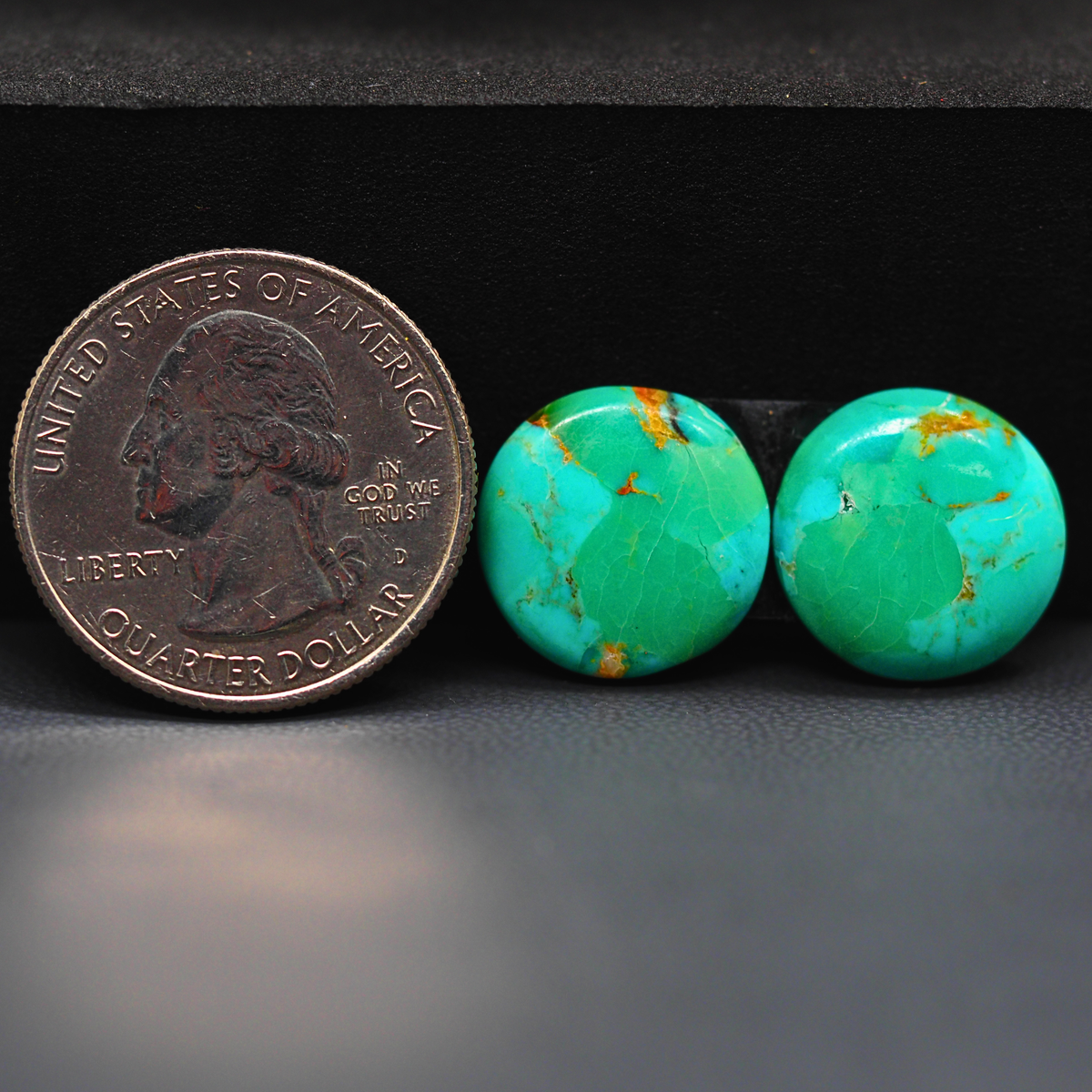 Mohave Mojave turquoise composite pair 15x15x3mm 10.5ct round cabochon Kingman - photo 1