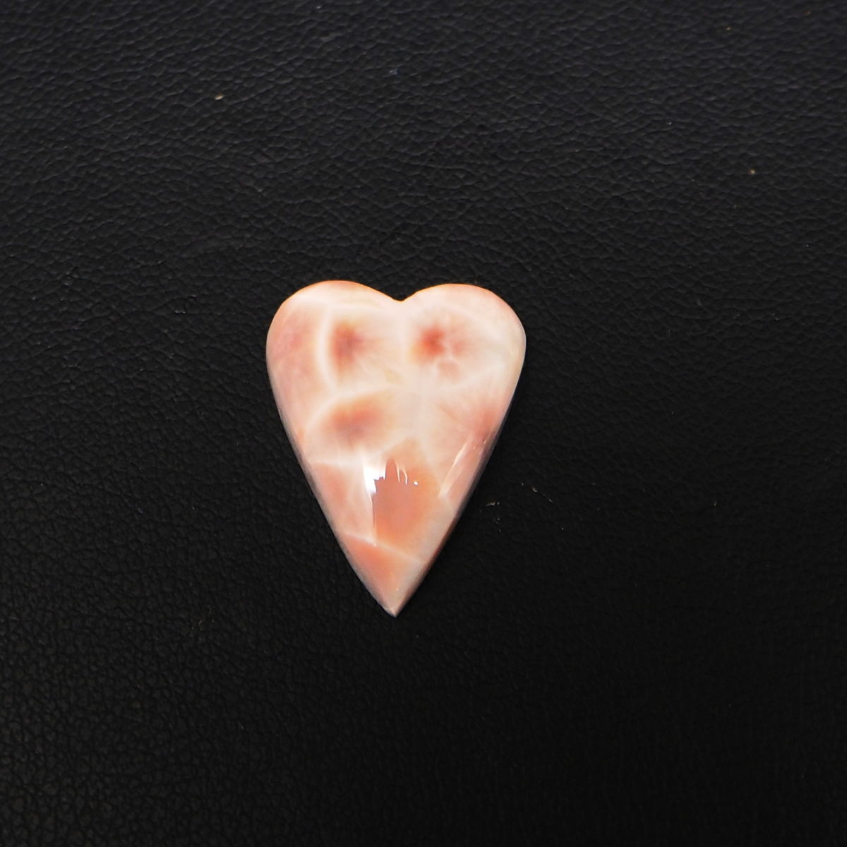 Natural Pink Natrolite (Thomsonite) Heart Cabochon 20x15x4mm 8.5ct - view 2 - Pedra Gems