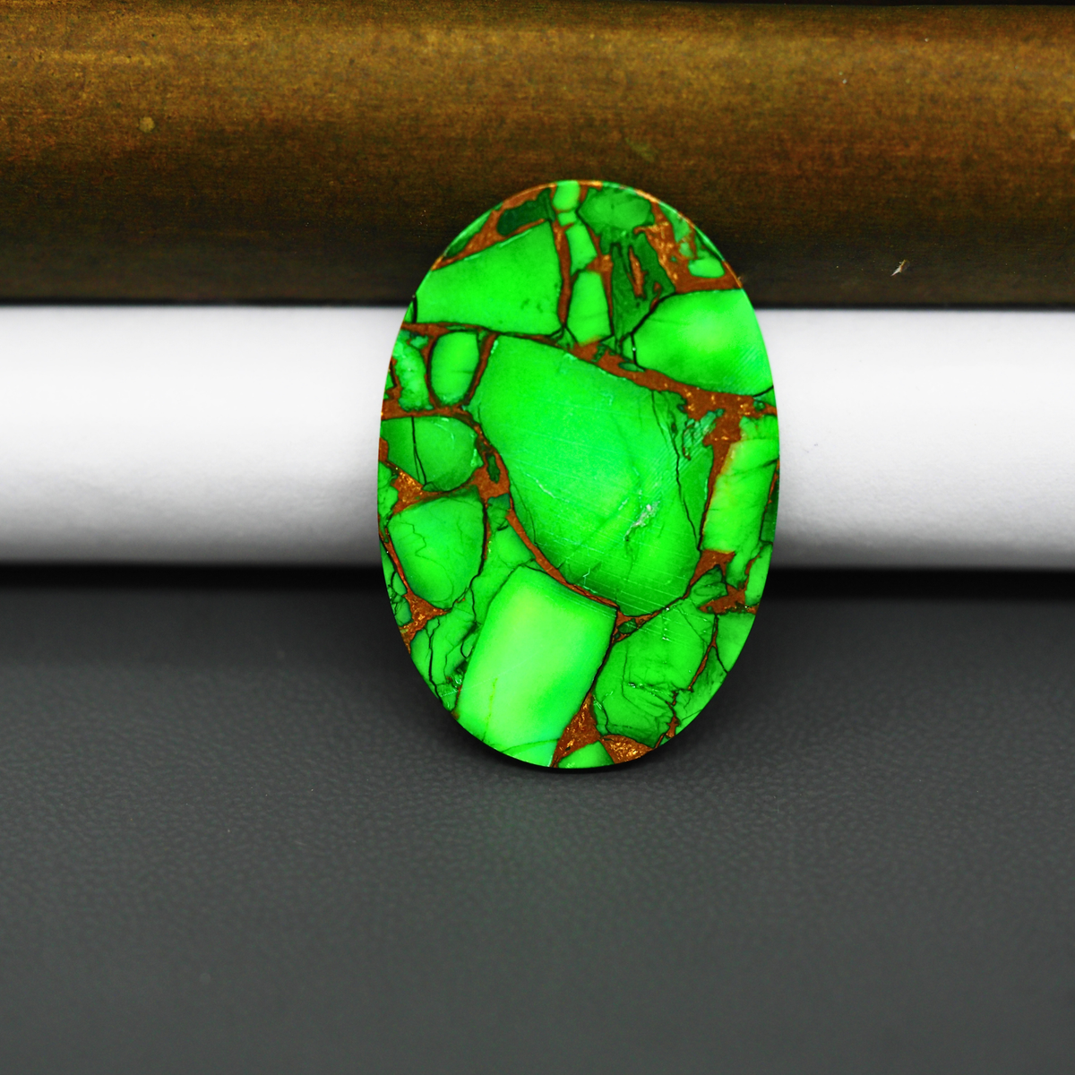 Natural Emerald Dahlia Oval Cabochon 32x22mm 26.5ct - vivid green with copper matrix, ships to Europe, Japan, Canada, Australia, NZ & worldwide - Pedra Gems.