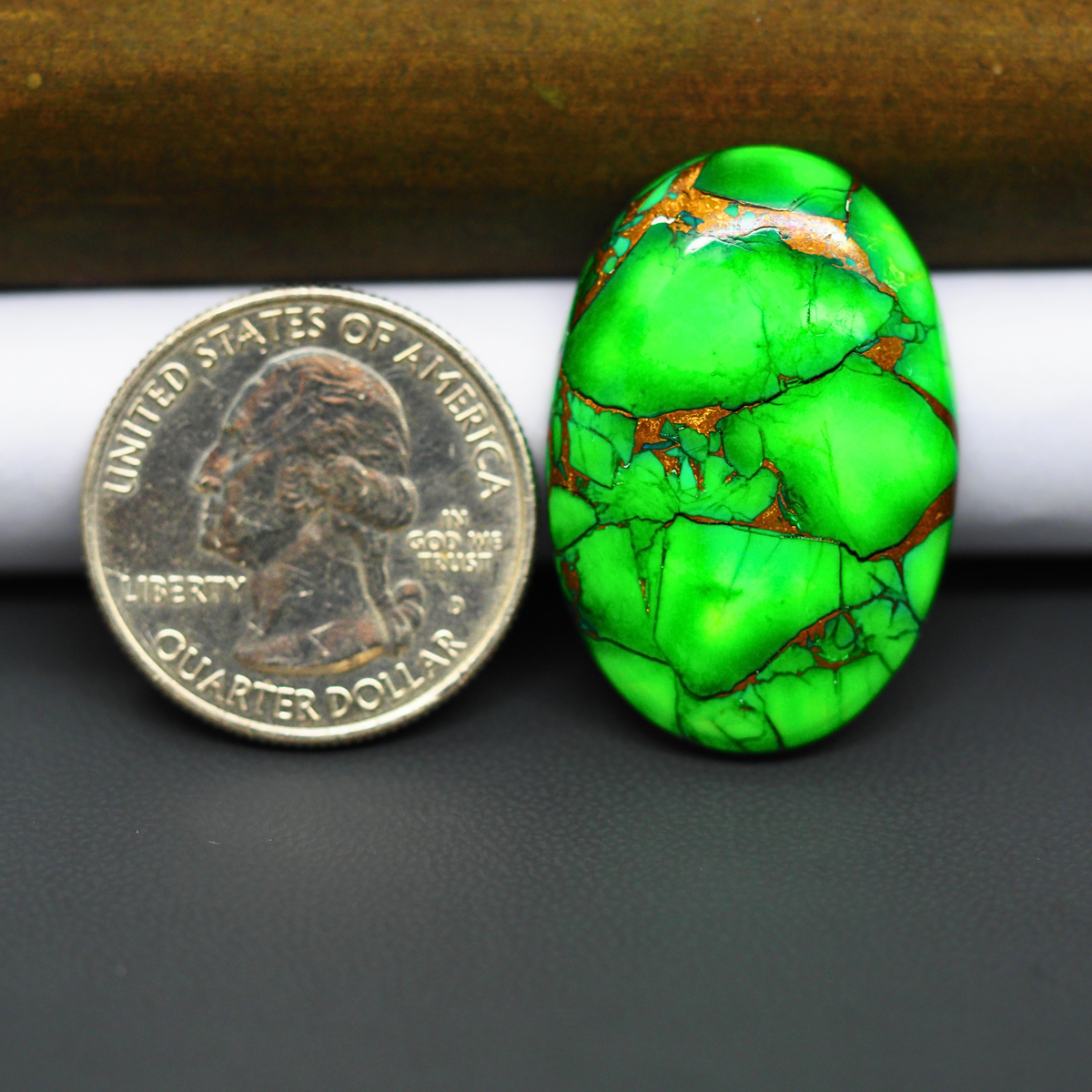Natural Emerald Dahlia Oval Cabochon 32x22mm 33ct - vivid green with copper matrix, ships to Europe, Japan, Canada, Australia, NZ & worldwide - Pedra Gems.