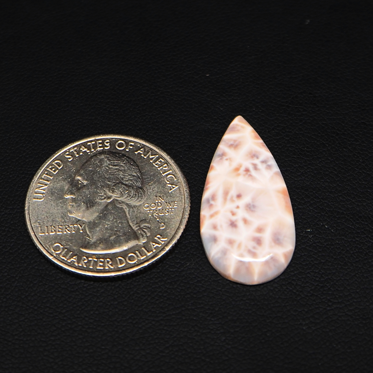 Natural Pink Natrolite (Thomsonite) Pear Cabochon 28x13x4mm 9.5ct - view 1 - Pedra Gems