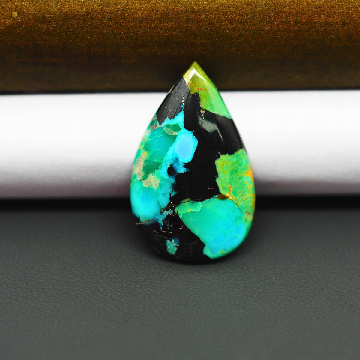 Mohave Turquoise & White Buffalo Pear Cabochon 27x17mm 10ct - Blue and Green with Bold Black Band - Pedra Gems