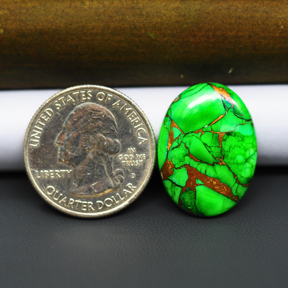 Natural Emerald Dahlia Oval Cabochon 24x16mm 17ct - vivid green with copper matrix, ships to Europe, Japan, Canada, Australia, NZ & worldwide - Pedra Gems.