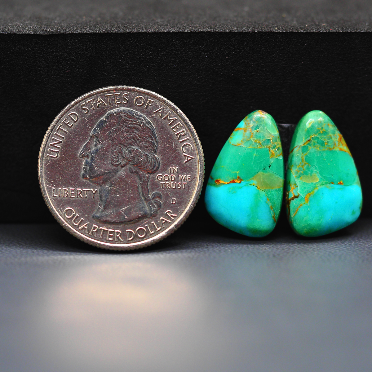 Mohave Mojave turquoise composite pair 18x11x4mm 12.5ct freeform cabochon Kingman - photo 1
