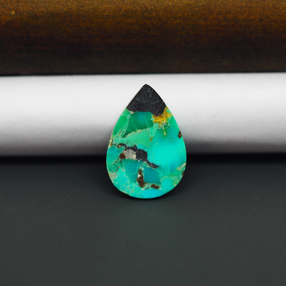 Mohave Turquoise & White Buffalo Pear Cabochon 20x14mm 7.5ct - Green and Blue with Black Band - Pedra Gems