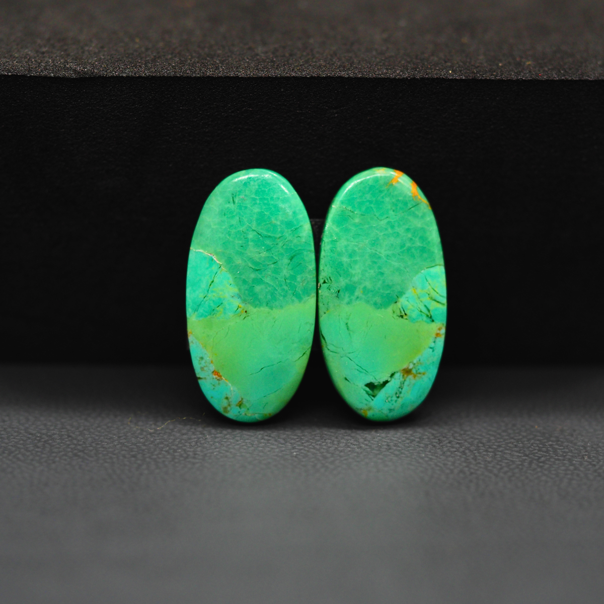 Mohave Mojave turquoise composite pair 22x11x3mm 11.5ct oval cabochon Kingman - photo 2