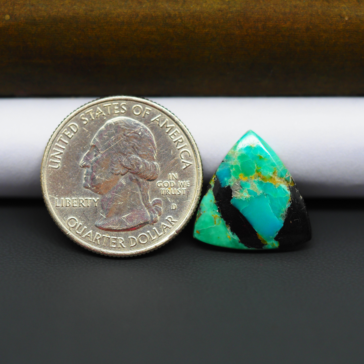 Mohave Turquoise & White Buffalo Trillion Cabochon 18x17mm 7ct - Green and Blue with Black Bands - Pedra Gems