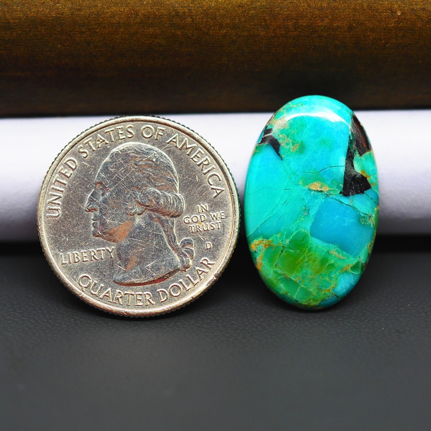 Mohave Turquoise & White Buffalo Oval Cabochon 25x16mm 11ct - Green and Blue with Black Accents - Pedra Gems