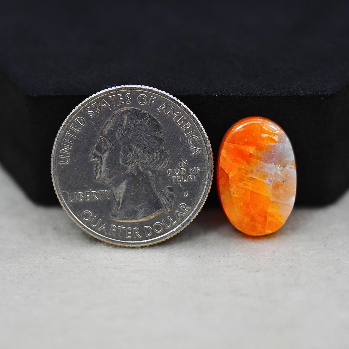 Natural Orange Calcite Oval Cabochon 18x12mm 8.5ct - warm honey-orange - Pedra Gems.