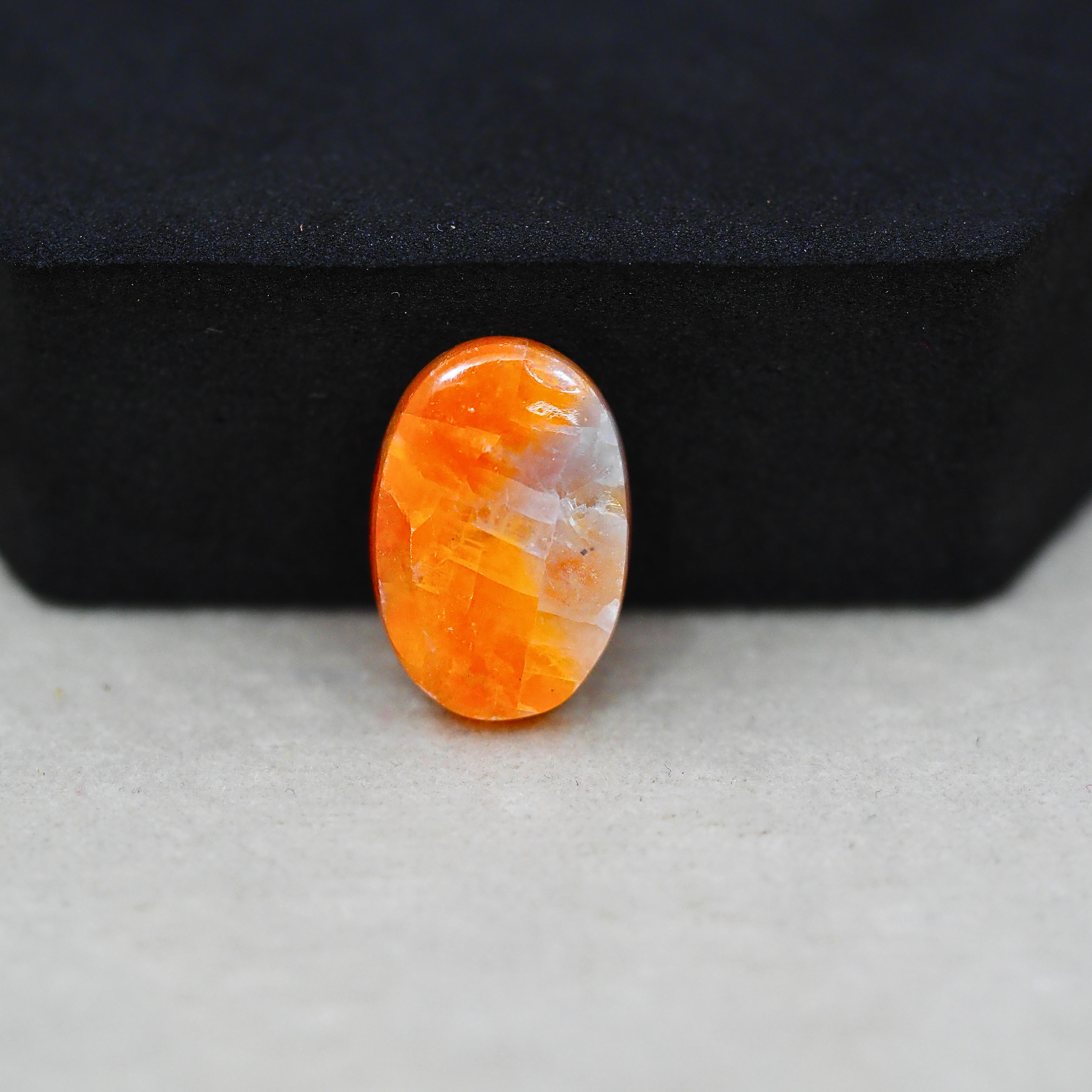 Natural Orange Calcite Oval Cabochon 18x12mm 8.5ct - warm honey-orange - Pedra Gems.