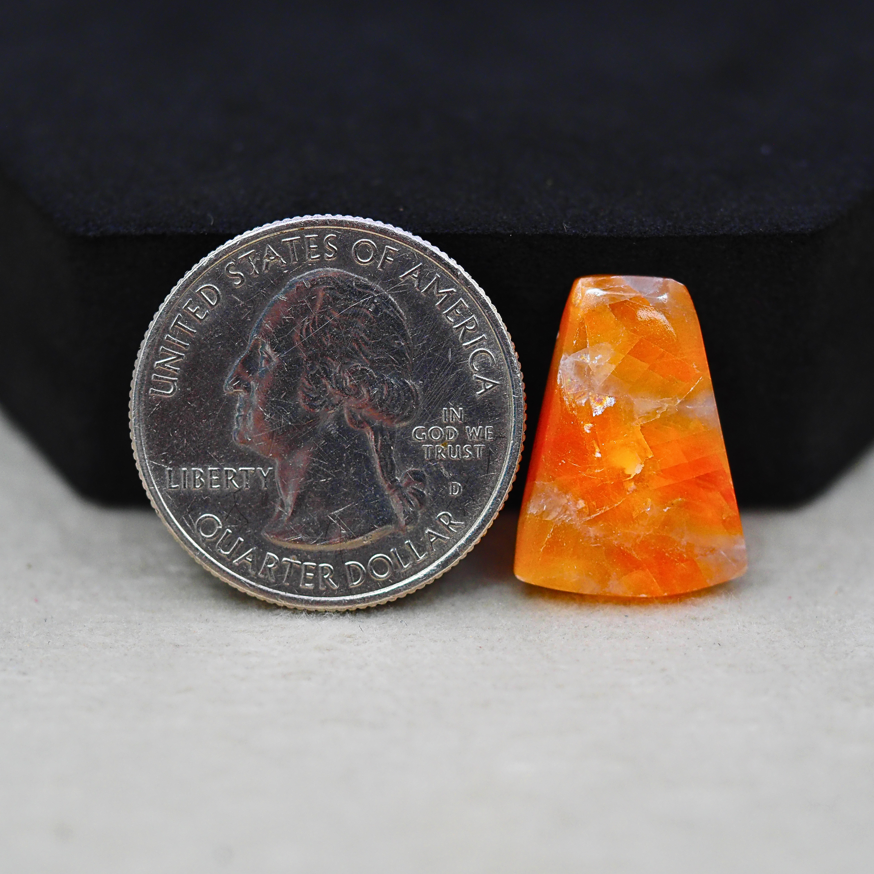 Natural Orange Calcite Freeform Cabochon 20x14mm 9ct - warm honey-orange - Pedra Gems.