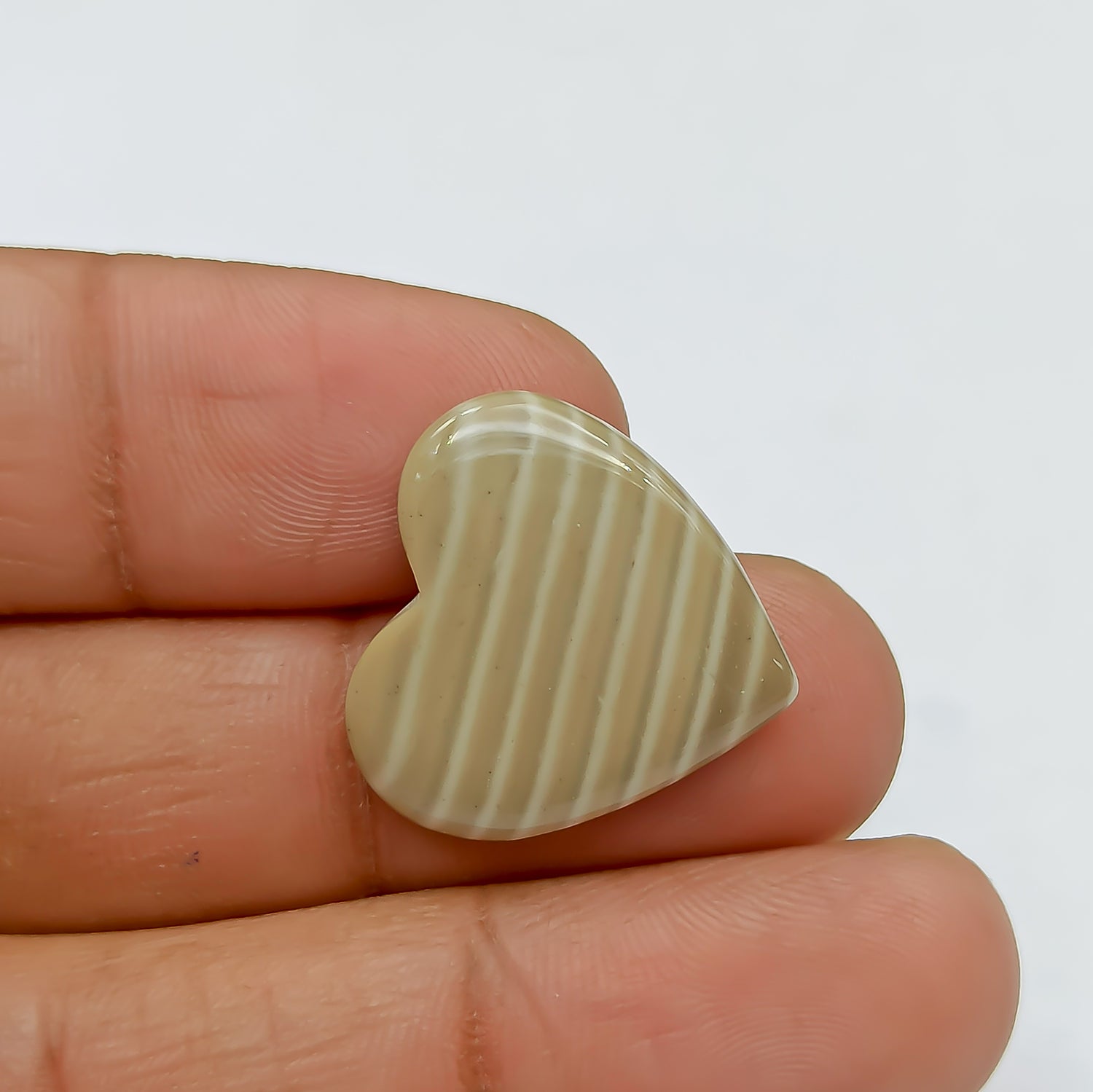 Polish Flint Cabochon Heart Shape 21x22x4 MM PG-PF013